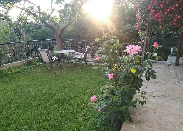 House With Garden Netflix